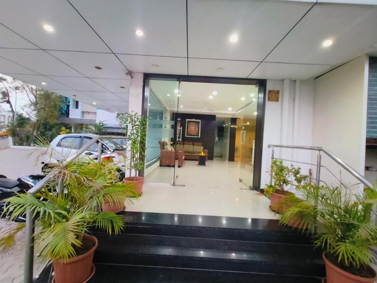 Sai Srushti By Neem Square Hotel Shirdi Exterior photo